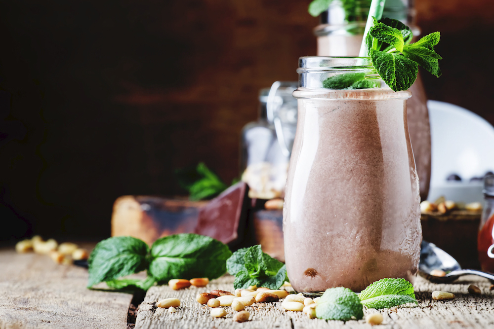 Recipe-DIY-Meal-Replacement-Shake-Better-Than-Slimfast-Shake-Green-Chocolate-Smoothie-raw-vegan-Rohtopia