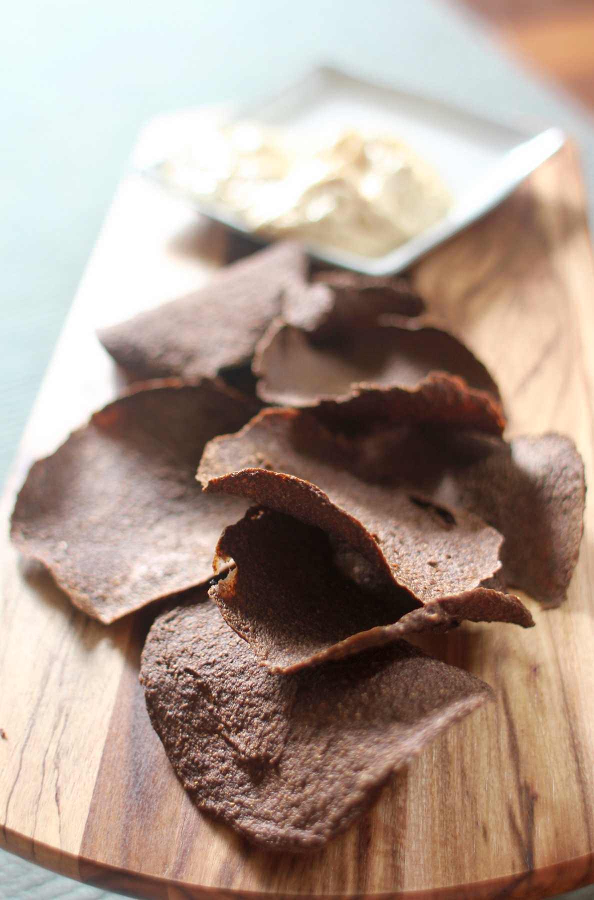 Crunchy Chia Chips with Hummus